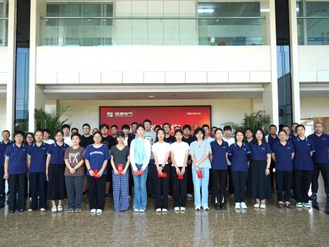 向光成长，逐梦前行 — UG环球集团进行职工子女升学座谈会