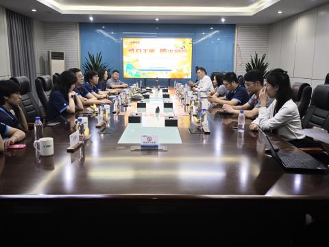 千里照归途 团圆共此时——UG环球集团进行表地职工中秋活动